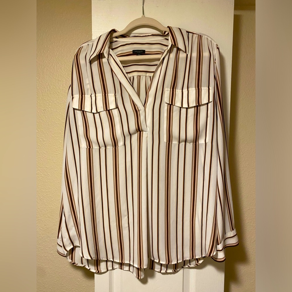 ❤️Ann Taylor brown striped blouse
